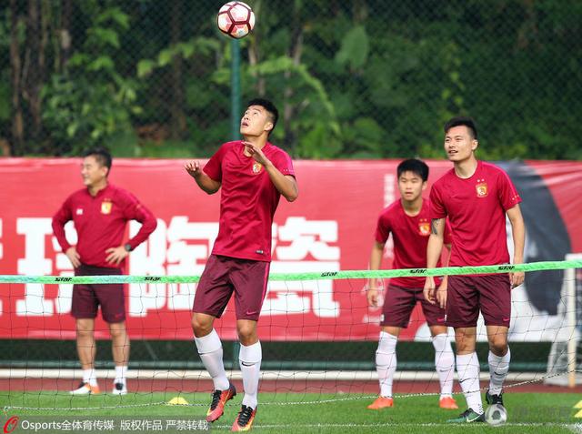 它不止一次在午饭前后中断了57大街60大道的交通。